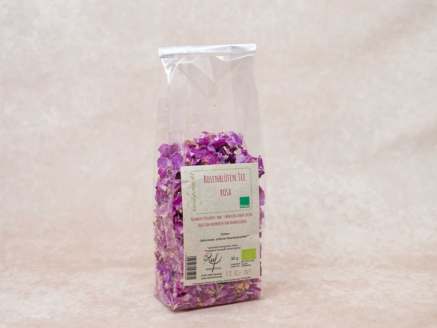 Rosenblüten-Tee rosa